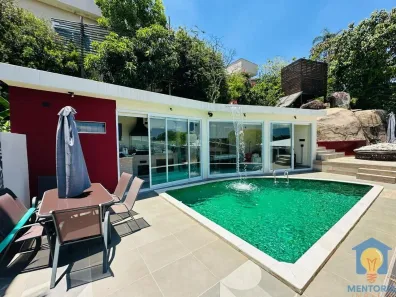 Casa de Condomínio com 3 Quartos para alugar, 330m² no Jardim Indaiá, Embu das Artes