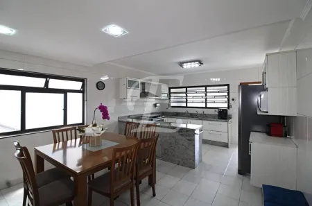 Sobrado com 3 Quartos à venda, 250m² no Parque Peruche, São Paulo