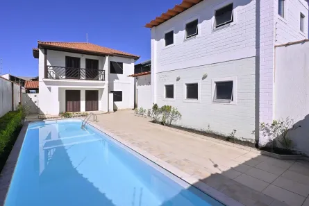 Casa com 4 Quartos à venda, 304m² no Centro, Peruíbe