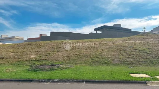 Lote/Terreno à venda, 420m² no Jardim Celani, Salto