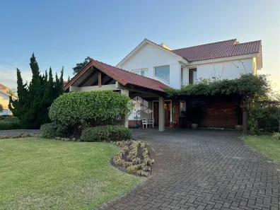 Casa de Condomínio com 4 Quartos à venda, 287m² no XANGRI-LÁ, Xangri-lá
