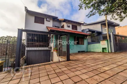 Casa com 5 Quartos à venda, 335m² no Chácara das Pedras, Porto Alegre