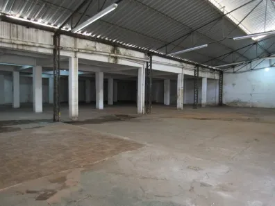 Galpão/Depósito/Armazém para alugar, 894m² no Mangabeiras, Belo Horizonte