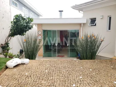 Casa de Condomínio com 3 Quartos à venda, 235m² no Ville Sainte Hélène, Campinas