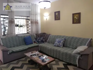 Sobrado com 4 Quartos à venda, 200m² no Vila Liviero, São Paulo