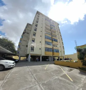 Apartamento com 3 Quartos à venda, 98m² no Carlito Pamplona, Fortaleza