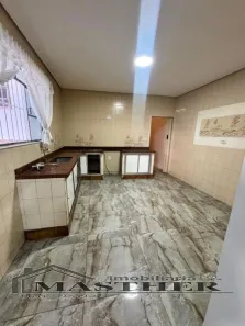Casa com 4 Quartos para alugar, 210m² no Vila Carbone, São Paulo