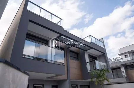 Sobrado com 3 Quartos à venda, 160m² no Jardim das Américas, Curitiba