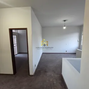 Casa com 4 Quartos para alugar, 140m² no Santa Mônica, Belo Horizonte