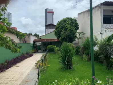 Casa com 4 Quartos à venda, 400m² no Ilha dos Araújos, Governador Valadares