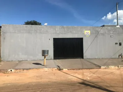 Casa com 3 Quartos para alugar, 90m² no Jardim Tangará, Caldas Novas
