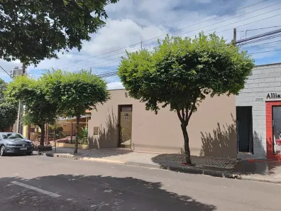 Imóvel Comercial com 10 Quartos para alugar, 218m² no Guanabara, Londrina