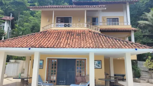 Casa de Condomínio com 4 Quartos à venda, 300m² no Vargem Pequena, Rio de Janeiro