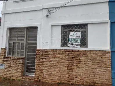 com 3 Quartos para alugar, 173m² no Centro, Araraquara