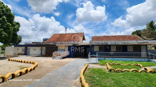 Imóvel Comercial com 4 Quartos para alugar, 600m² no Ouro Preto, Arapiraca