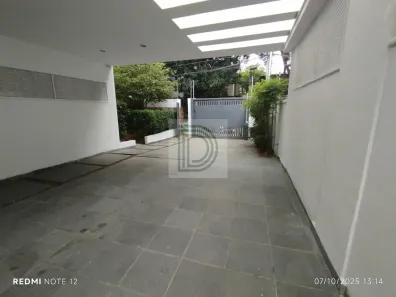 Sobrado com 4 Quartos para alugar, 463m² no Butantã, São Paulo