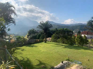 Lote/Terreno à venda, 576m² no Golfe, Teresópolis