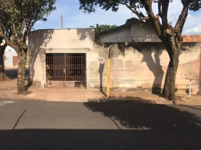 Casa com 3 Quartos à venda, 119m² no Parque São Paulo (Vila Xavier), Araraquara