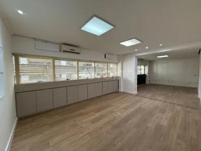 Sala Comercial à venda, 138m² no Centro, Florianópolis