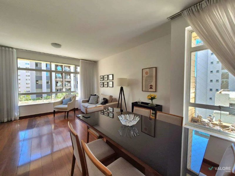 Apartamento com 3 quartos — Santo Antônio, Belo Horizonte