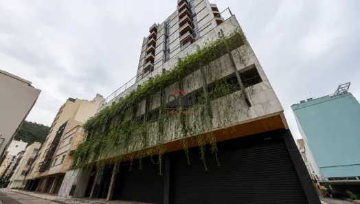 Ponto Comercial para alugar, 470m² no Centro, Juiz de Fora