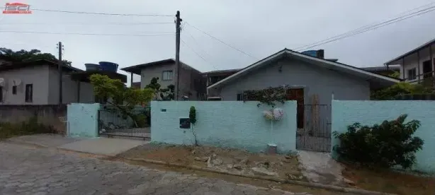 Casa com 4 Quartos à venda, 132m² no Caminho Novo, Palhoça
