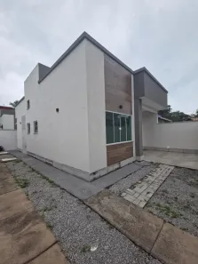 Casa com 2 Quartos para alugar, 72m² no Terra Firme, Rio das Ostras