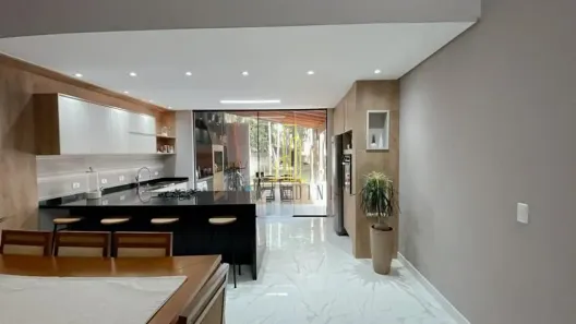 Casa com 4 Quartos à venda, 180m² no Represa, Ribeirão Pires