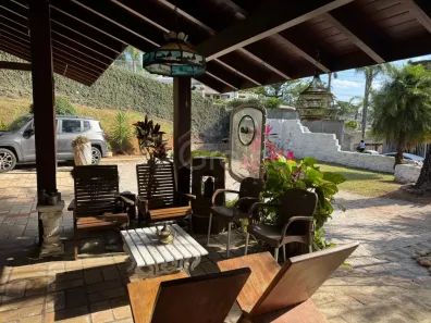 Casa com 4 Quartos à venda, 524m² no Agronômica, Florianópolis