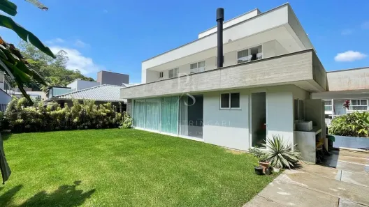 Casa com 3 Quartos à venda, 218m² no Amizade, Jaraguá do Sul