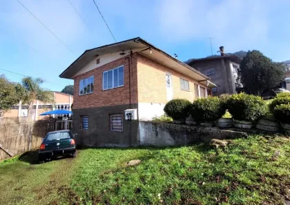 Casa com 3 Quartos para alugar, 70m² no Ana Rech, Caxias do Sul