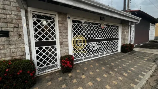 Casa com 3 Quartos à venda, 250m² no Cidade Jardim, Jacareí