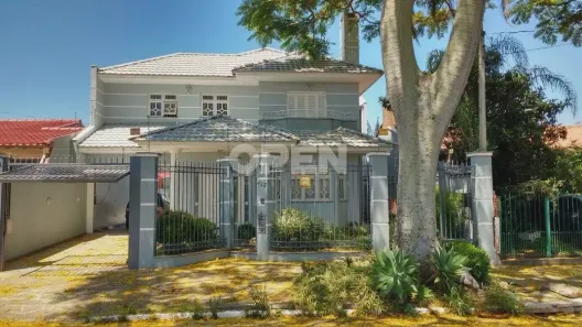 Sobrado com 4 Quartos à venda, 307m² no Igara, Canoas
