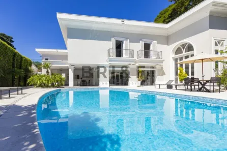 Sobrado com 4 Quartos à venda, 1050m² no Jardim Petrópolis, São Paulo