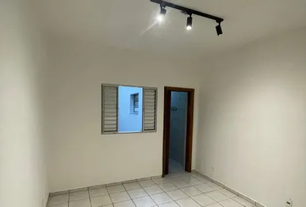 Casa com 2 Quartos para alugar, 80m² no Rudge Ramos, São Bernardo do Campo