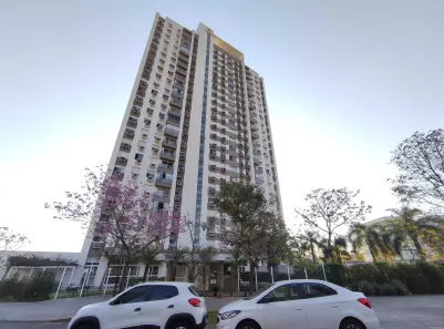 Apartamento com 2 Quartos para alugar, 77m² no Pátria Nova, Novo Hamburgo