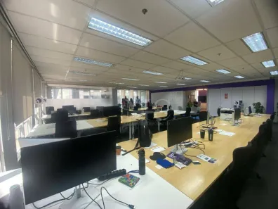 Sala Comercial para alugar, 250m² no Vila Olímpia, São Paulo