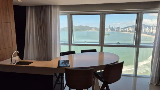 Apartamento com 3 Quartos à venda, 165m² no Pioneiros, Balneário Camboriú