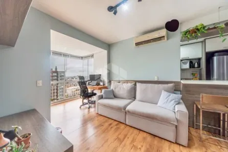 Apartamento com 2 Quartos para alugar, 67m² no Passo da Areia, Porto Alegre