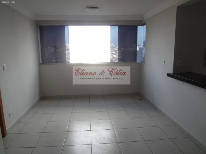 Apartamento com 3 quartos — Ipiranga, Belo Horizonte