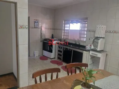 Casa com 3 Quartos à venda, 240m² no Vila Cristina, Rio Claro