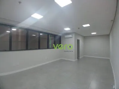 Sala Comercial para alugar, 45m² no Vila Medon, Americana