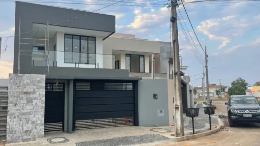 Casa com 3 Quartos à venda, 203m² no Plano Diretor Sul, Palmas