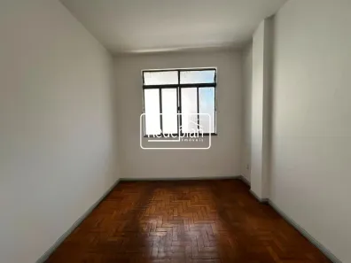 Apartamento com 2 Quartos para alugar, 96m² no Aterrado, Volta Redonda