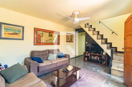 Casa com 3 Quartos à venda, 233m² no Vila do Encontro, São Paulo
