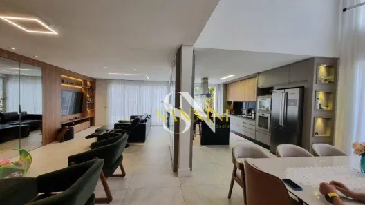 Casa de Condomínio com 4 Quartos à venda, 241m² no Alphaville, Santana de Parnaíba