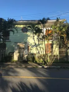 Casa com 4 Quartos à venda, 381m² no Jardim Amália, Volta Redonda