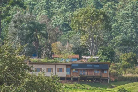 Casa com 4 Quartos à venda, 122m² no , Camanducaia
