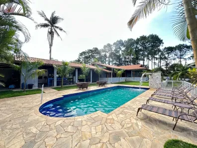 Fazenda/Sítio com 4 Quartos à venda, 2700m² no Apotribu de Cima, Itu
