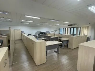Sala Comercial à venda, 190m² no Vila Olímpia, São Paulo